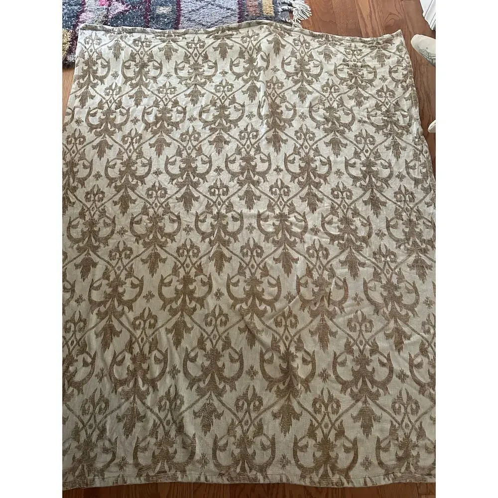 ABC Carpet hone Throw blanket damask jacquard tan Beige Gray antique style42x52”